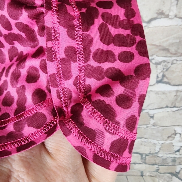 Lululemon Run Top Speed Crop Legging Ace Spot Jewelled Magenta Luxtreme Size 6 - Picture 10 of 16